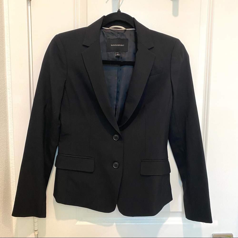 Banana Republic - Black Suit Set - Size 0P